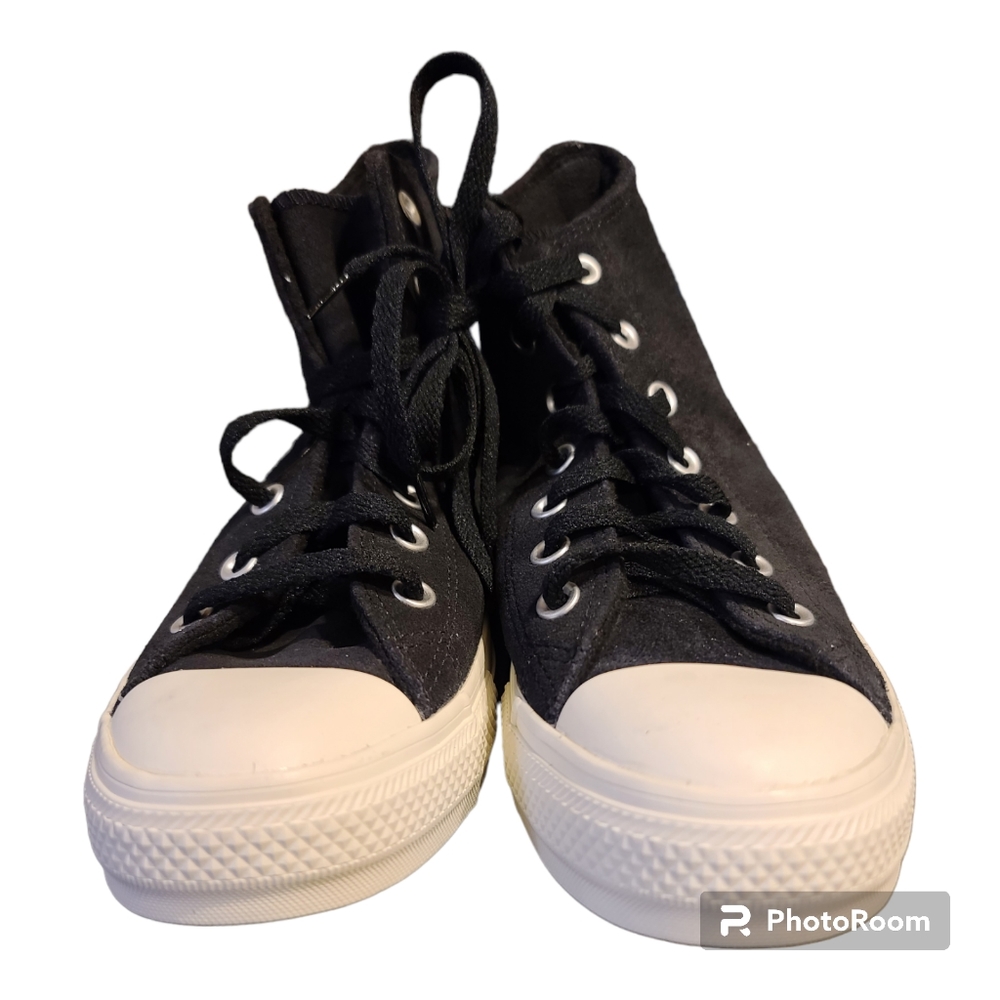 New RARE Unisex Converse Chuck Taylor All Stars "Black" Suede 572235C